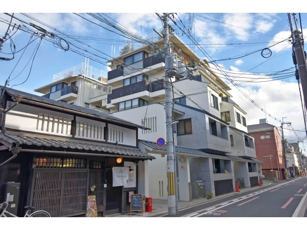 シンフォニー御所堺町御門前
