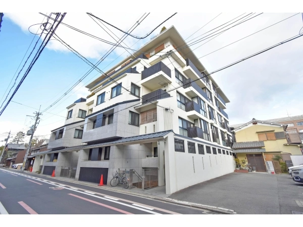 シンフォニー御所堺町御門前