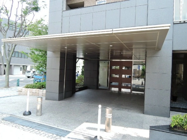 ロイヤルアーク高槻ザファースト