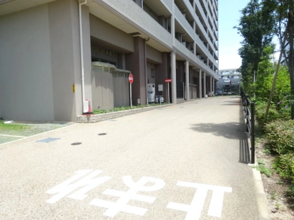 ユニエス南千里丘