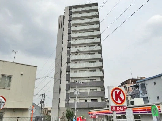 ディオ正雀駅前