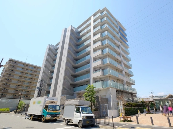プラウド千里山田フロント
