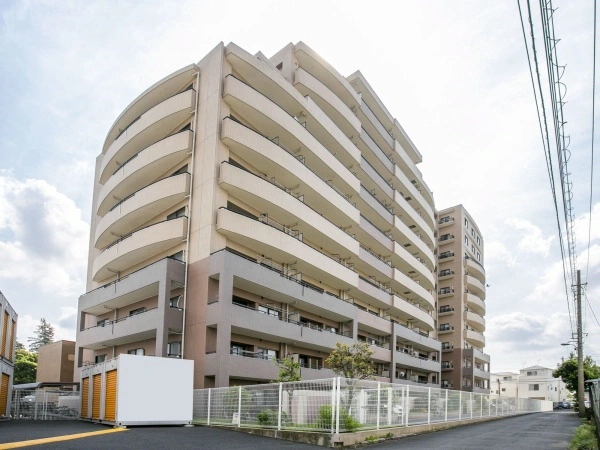クリオ西高島平　弐番館