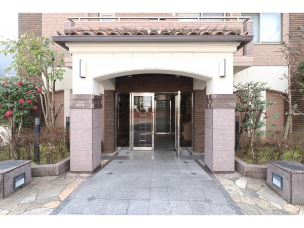 クラウンハイム西ノ京円町