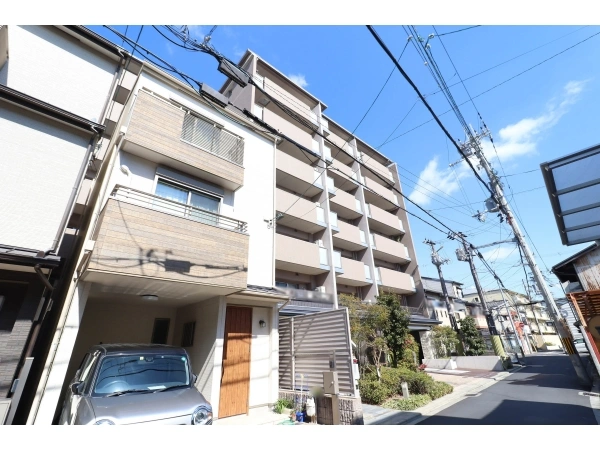 サンメゾン京都二条月光町ゲート
