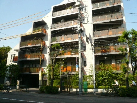 ピアース三宿