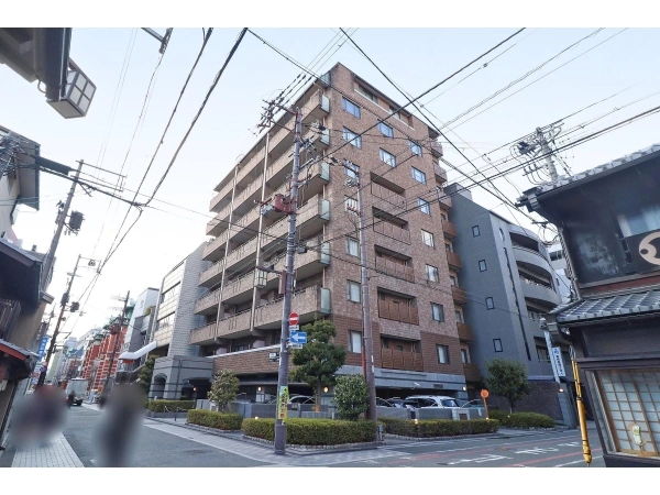 グラビスコート三条堺町
