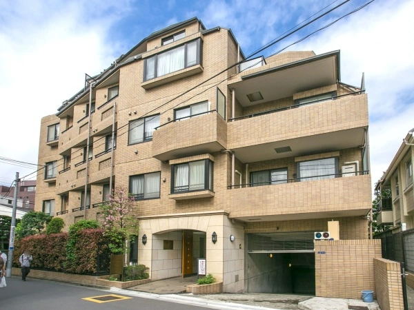 ファミールグラン山王