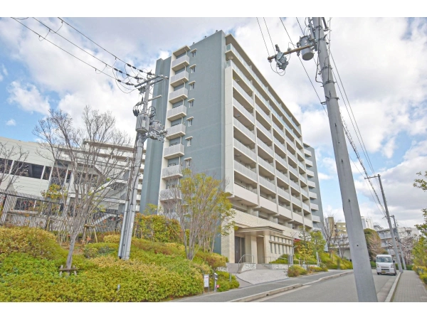 プレミスト南千里津雲台パークブリーゼ
