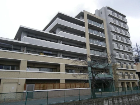 ライオンズステージ川口