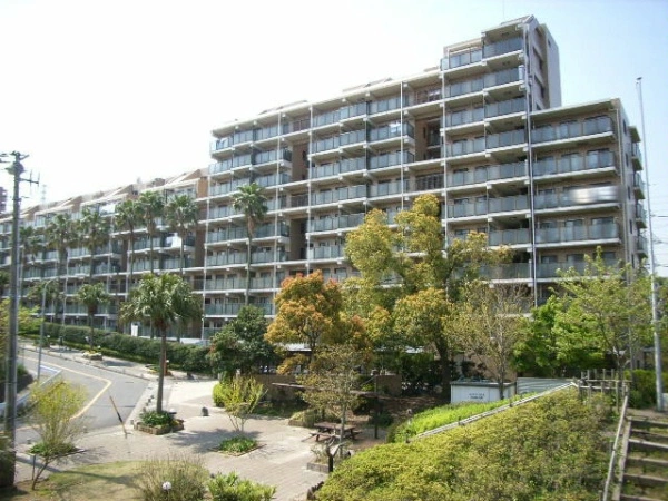 エステシティ湘南六浦 壱番館-四番館