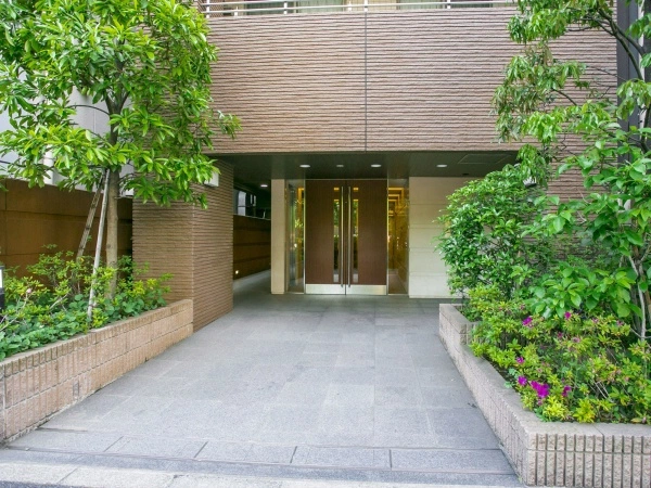 クレストラフィーネ東京神保町