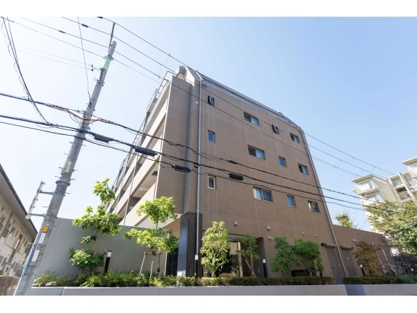 サンメゾン千里桃山台