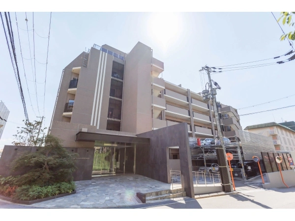 サンメゾン千里桃山台