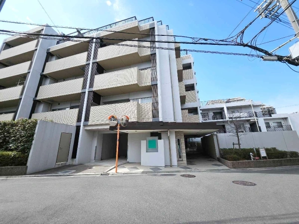 ルナコート吹田山手町