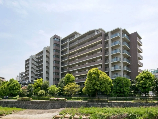 シャリエ久米川アクアマークス
