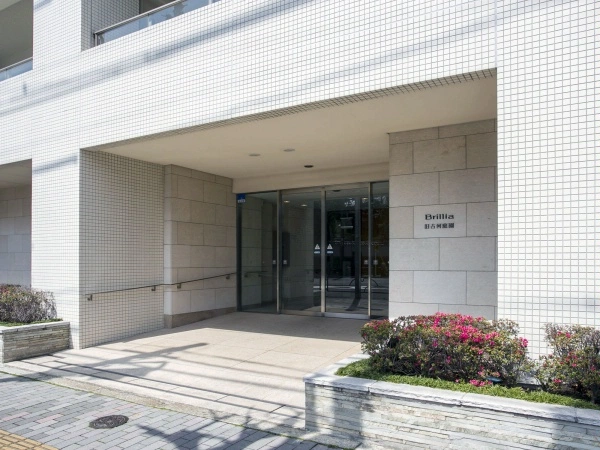 ブリリア旧古河庭園
