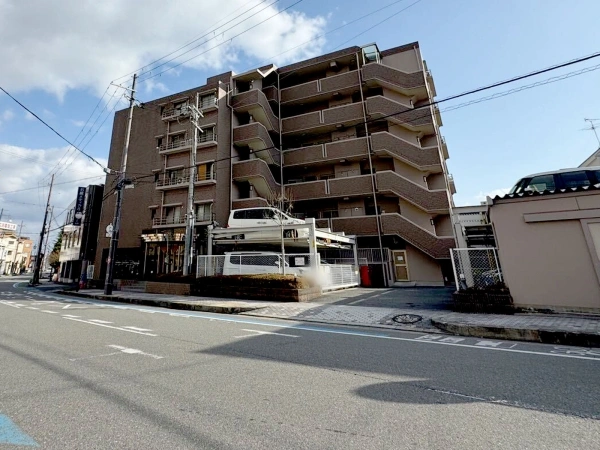ユニーブル高槻富田丘