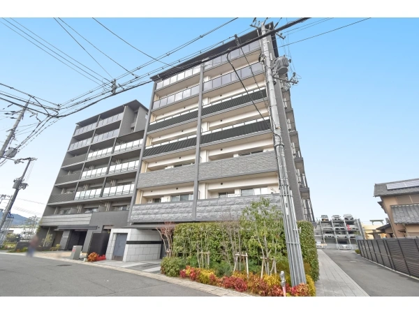 プレサンスロジェ京都桂川