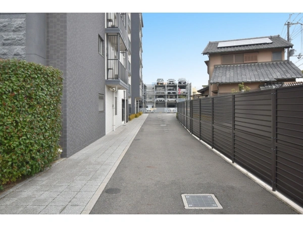プレサンスロジェ京都桂川