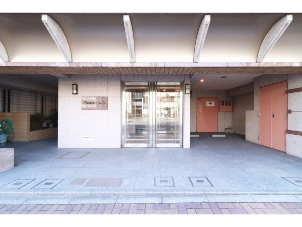 エミネンス西院