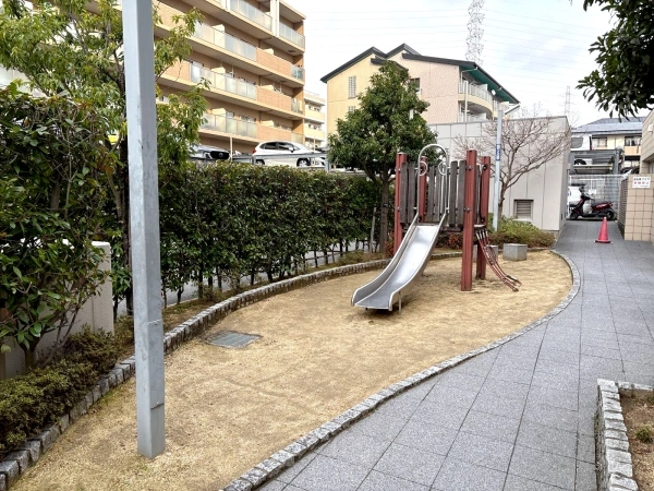 ロイヤルアーク津田駅前　ステラ棟 敷地内