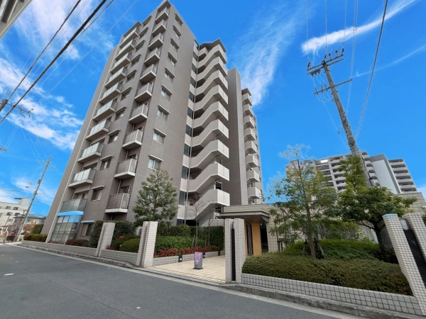 ロイヤルアーク津田駅前　ルナ棟