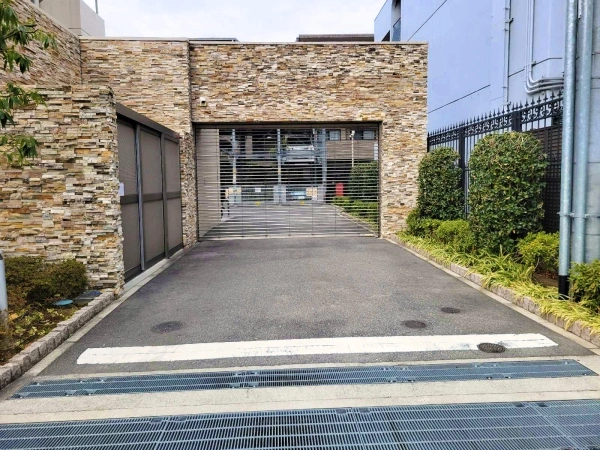 ディモア茨木新中条パークフロント