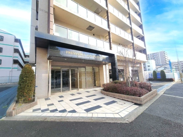 プレサンスロジェ茨木