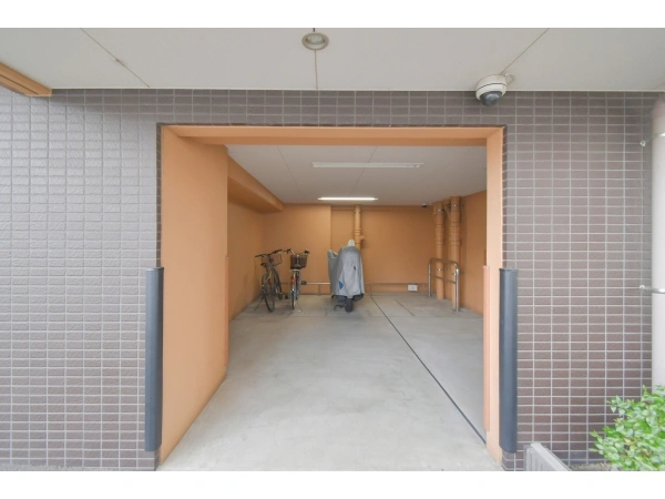 プレサンスロジェ山科音羽