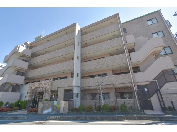 グローバル宇治駅前