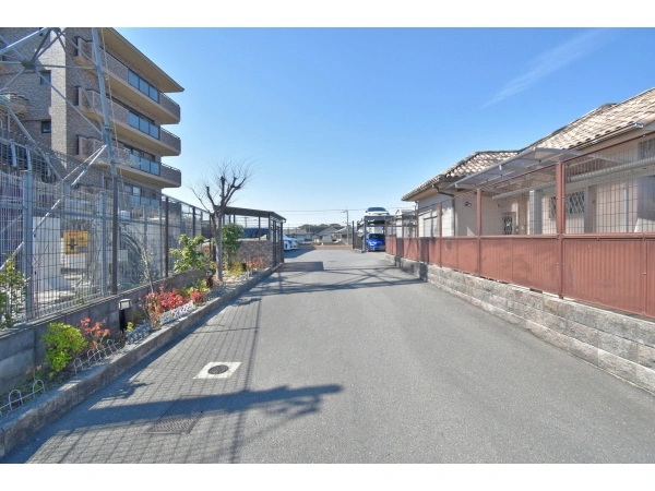 パデシオン三室戸駅前