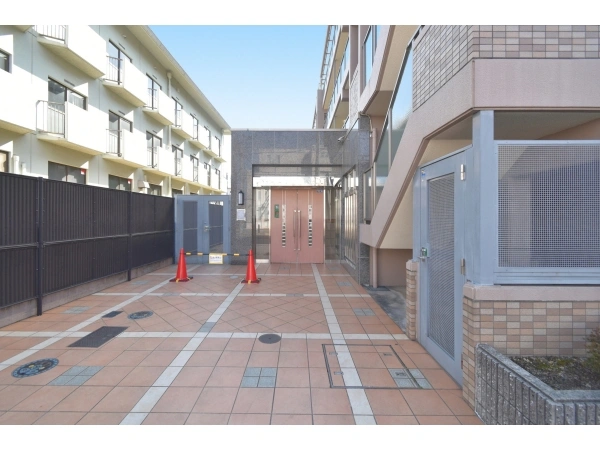 グローバル伊勢田