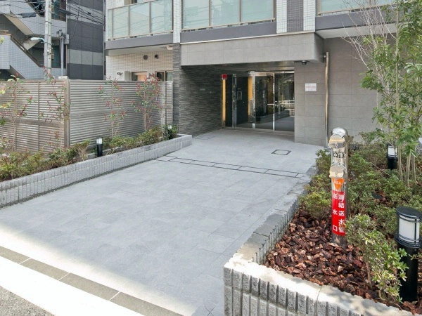 グローリオ新宿夏目坂