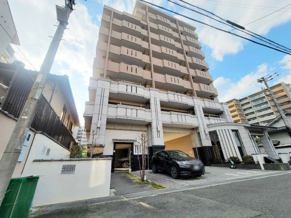 グローバル伊丹駅前