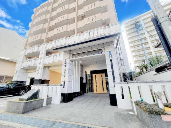 グローバル伊丹駅前