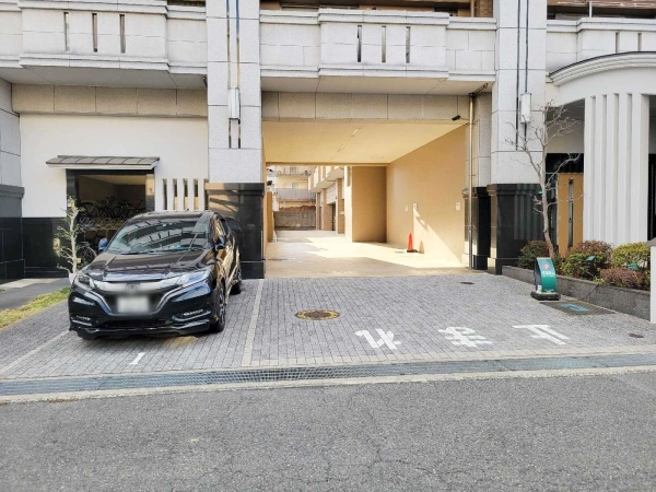 グローバル伊丹駅前