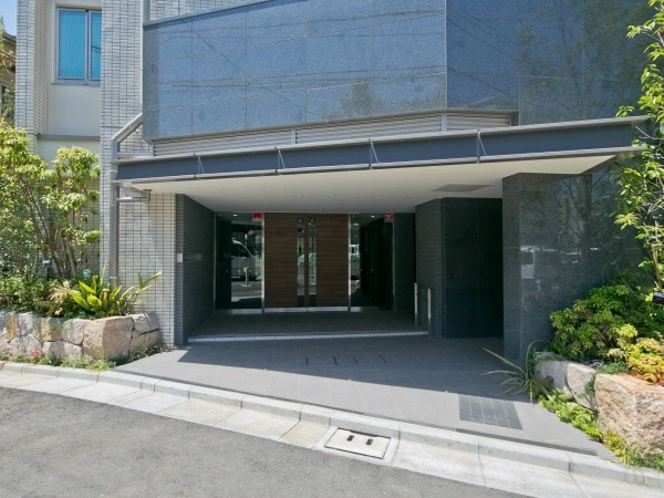 グランドメゾン新宿弁天町