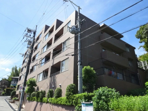茨木南春日丘ガーデンハウス
