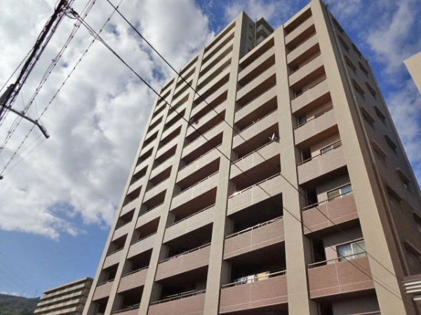 ルイシャトレ高槻上牧