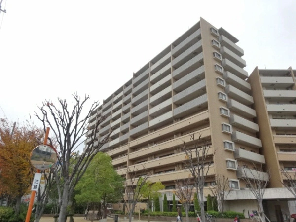 サンメゾン千里丘