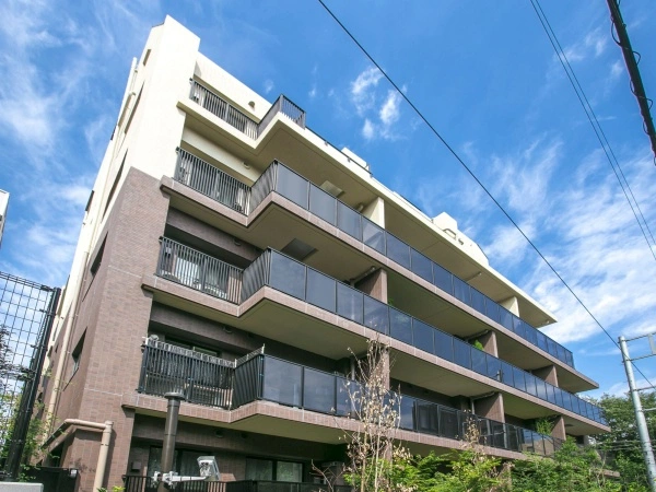 グローリオ小石川