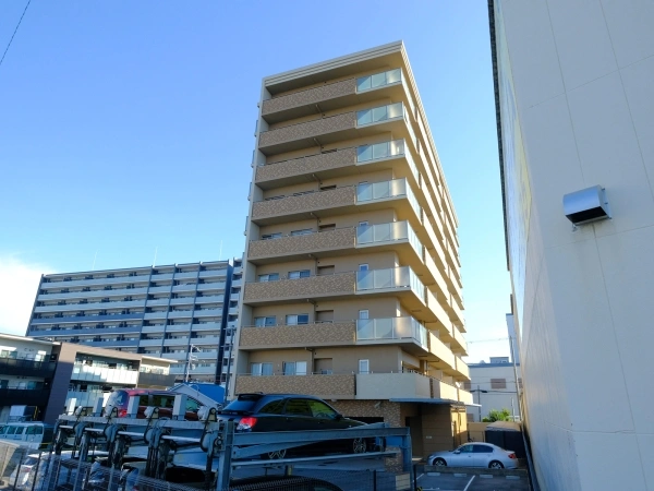 ロイヤルアーク相川