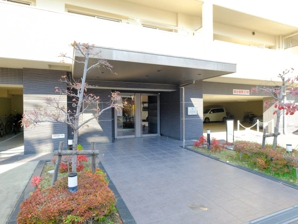 アーバニス上新庄グレイブ