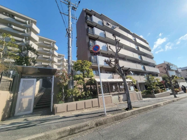 セントラル池田五月丘アゼリア