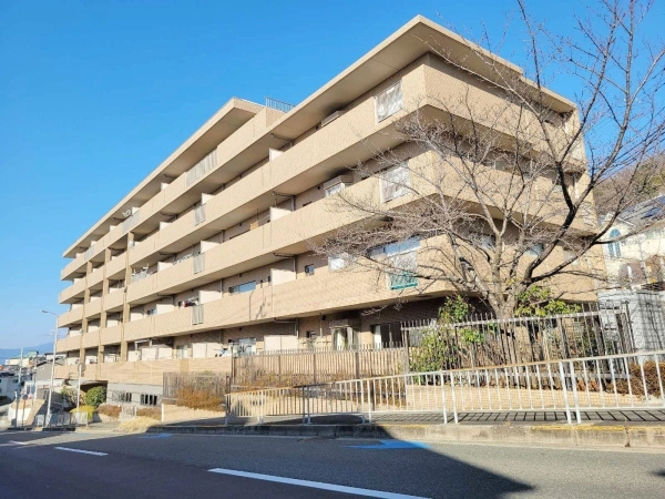 アジュール池田五月丘