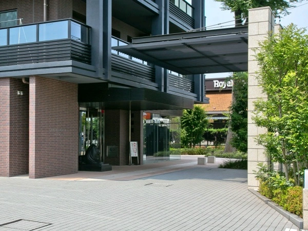 ライオンズ三鷹台　欅テラス