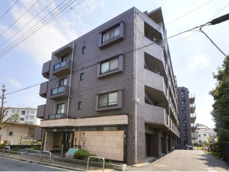 レーベンハイム西新井参番館