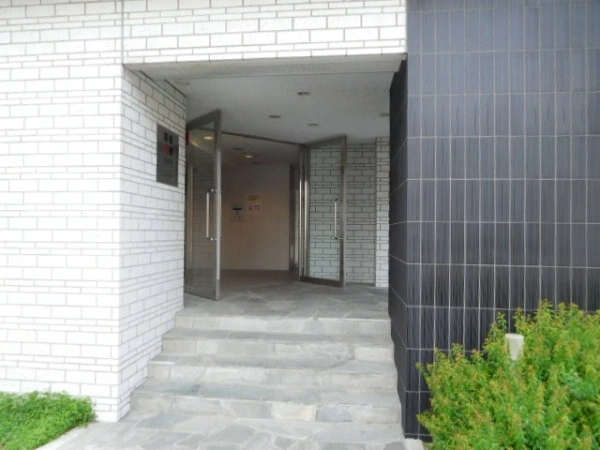 サンメゾン住吉沢ノ町駅前ゲート