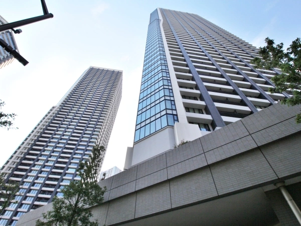 DEUX TOURS CANAL&SPA ドゥトゥール